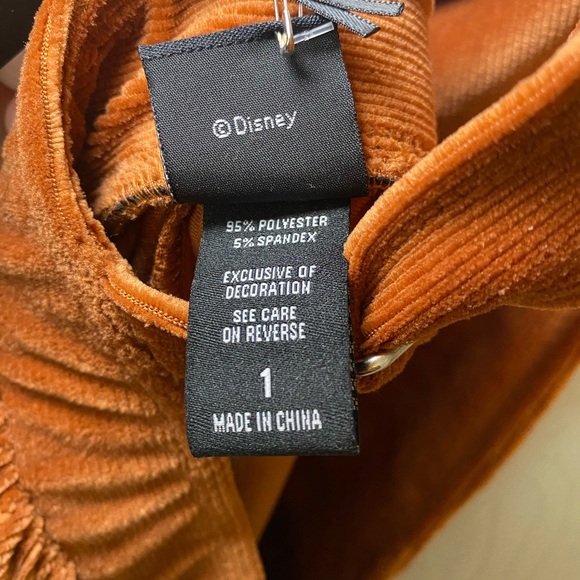 Hot Topic Disney Winnie The Pooh Skirtall Suspender Skirt Size 1 (14/16) NWT - Picture 7 of 8